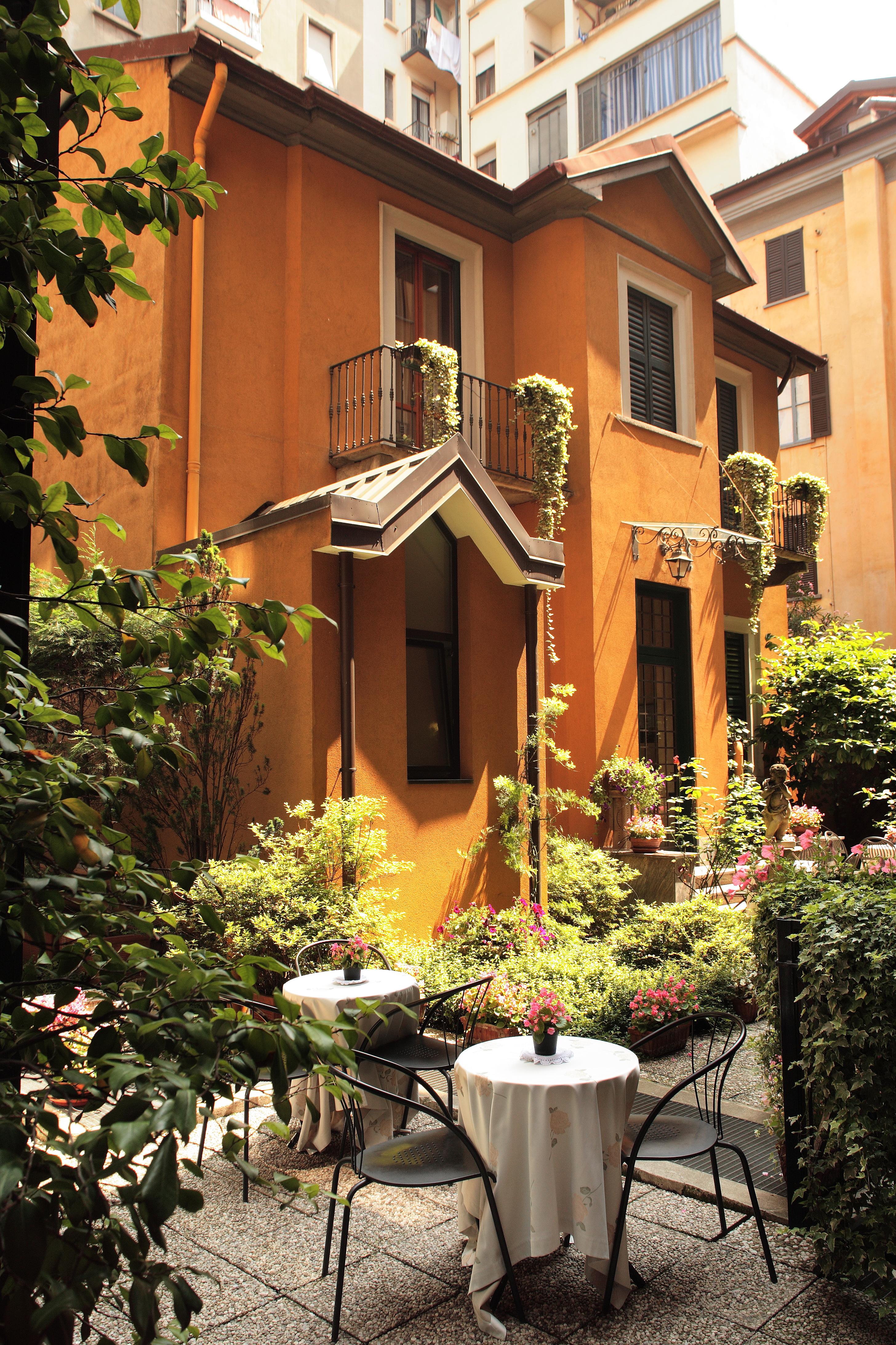 Hotel Sanpi Milano Екстериор снимка